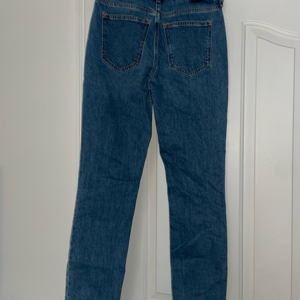 ABERCROMBIE & FIT H HIGH RISE MODERN SKINNY IN MEDIUM WASH SZ 26/2 Reg NWT - Picture 6 of 7